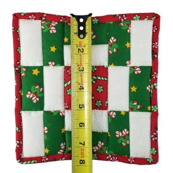 Hand Sewn Christmas Potholder Quilted Trivet Set of 2 Red Green Whtie Candy Cane - Picture 6 of 9